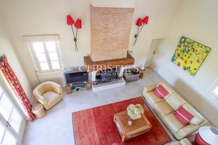 Image No.8-3 Bed House for sale