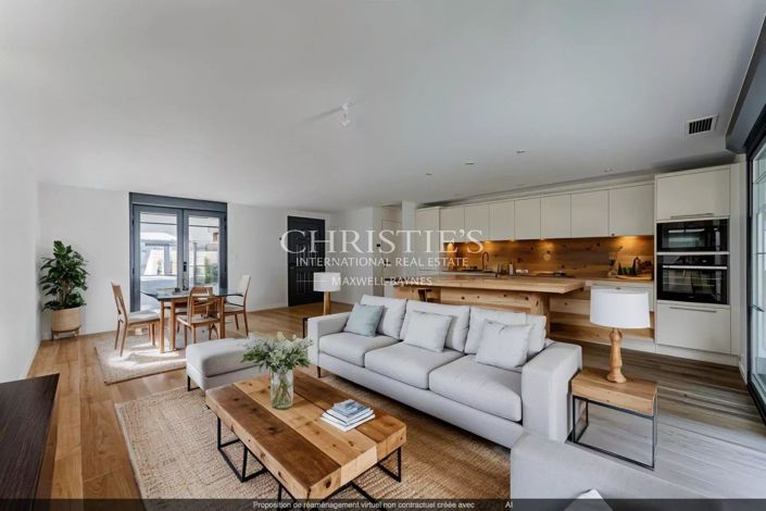 Image No.2-4 Bed House for sale