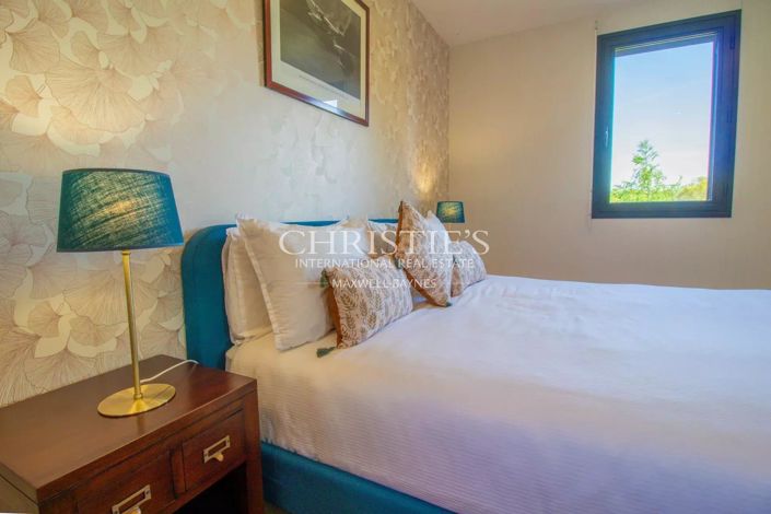 Image No.15-3 Bed House for sale