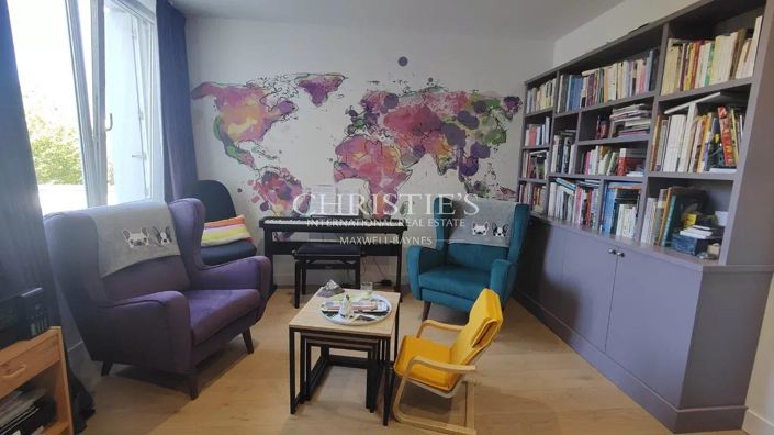 Image No.10-4 Bed House for sale