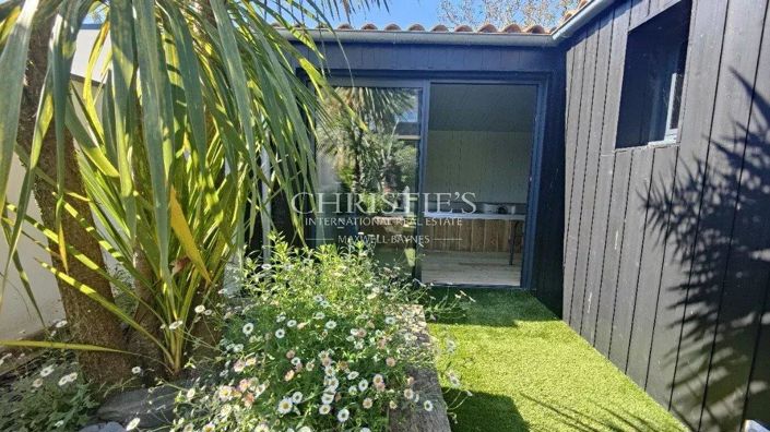 Image No.16-4 Bed House for sale