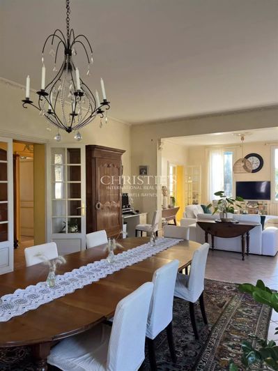 Image No.10-3 Bed House for sale