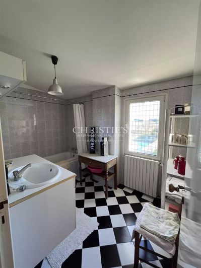 Image No.13-3 Bed House for sale