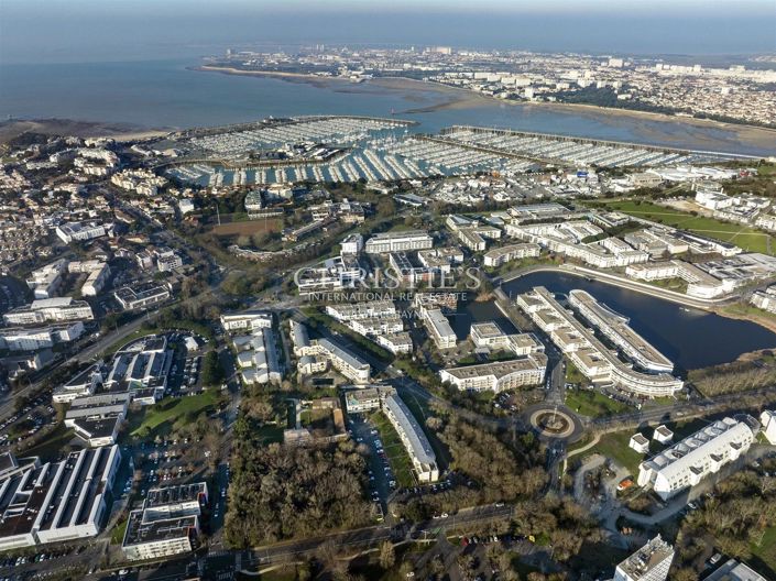 Image No.19-4 Bed Apartment for sale