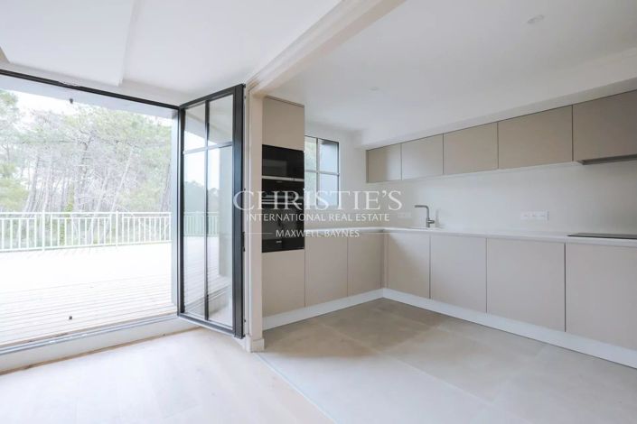 Image No.3-3 Bed Apartment for sale