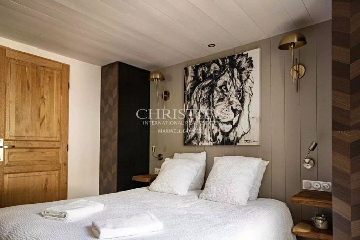 Image No.12-14 Bed House for sale