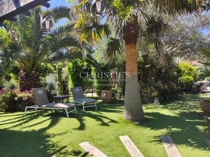 Image No.18-14 Bed House for sale