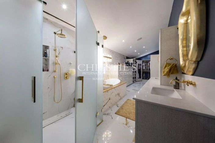 Image No.19-House for sale