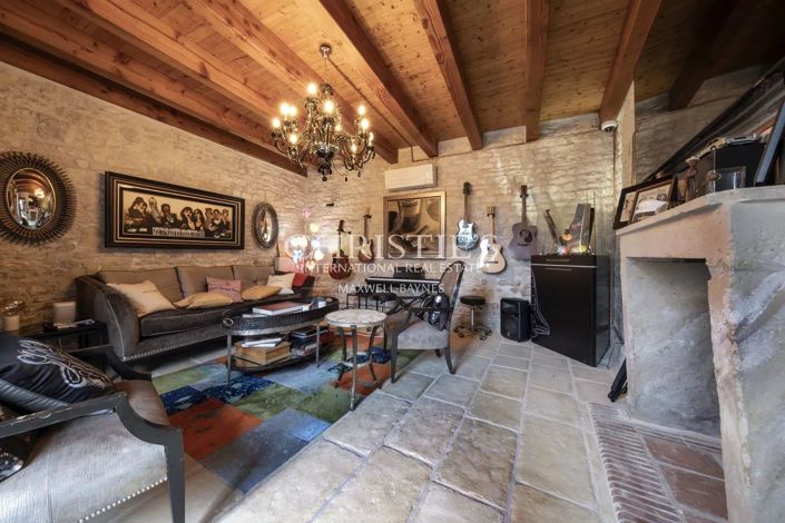 Image No.24-House for sale