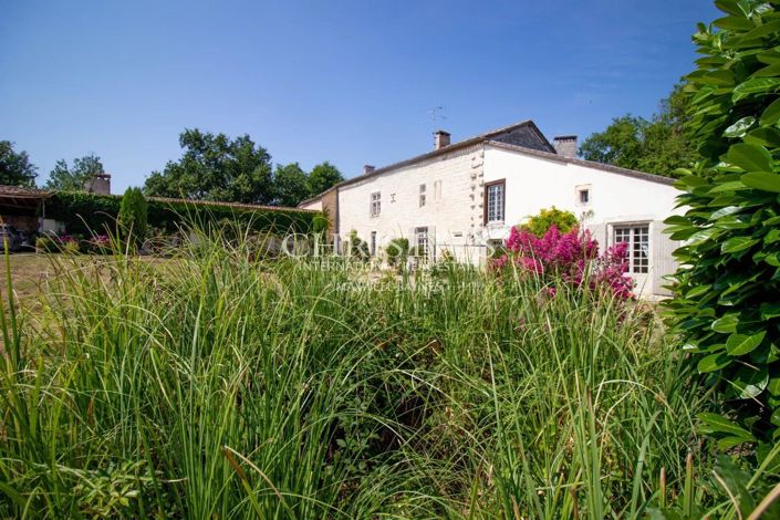 Image No.1-5 Bed House for sale