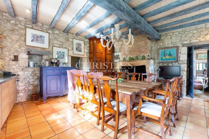 Image No.13-5 Bed House for sale