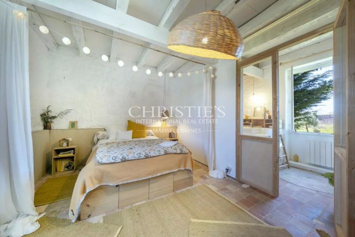 Image No.34-8 Bed House for sale