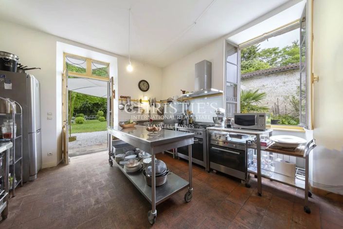 Image No.15-9 Bed House for sale