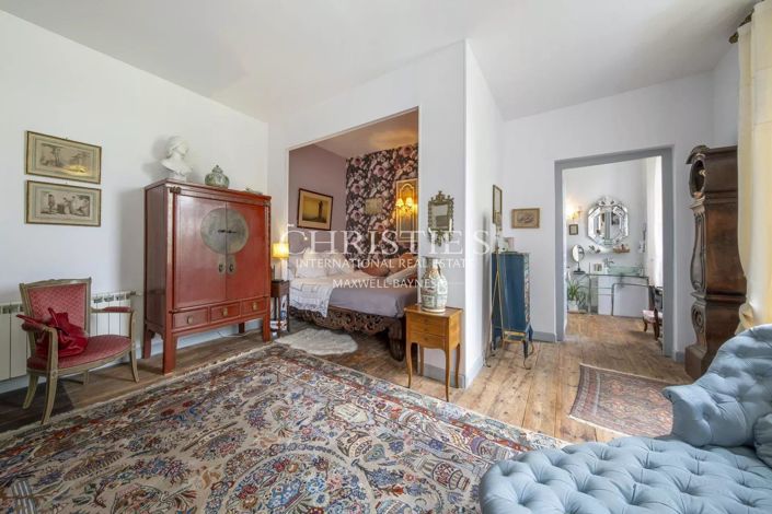 Image No.20-9 Bed House for sale