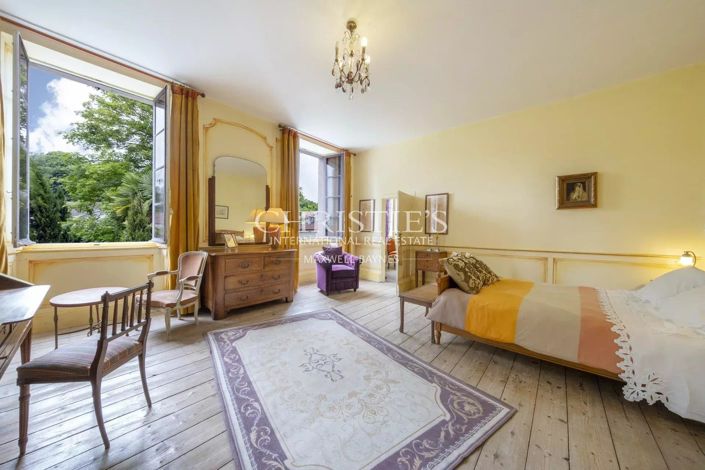 Image No.30-9 Bed House for sale