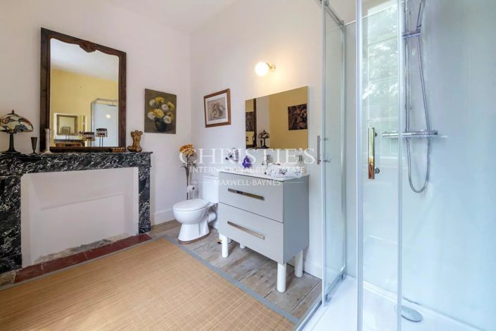 Image No.32-9 Bed House for sale