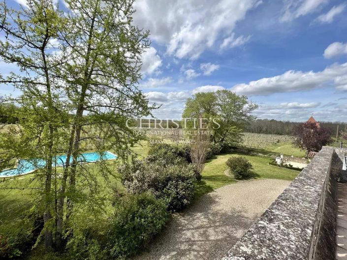 Image No.18-13 Bed House for sale