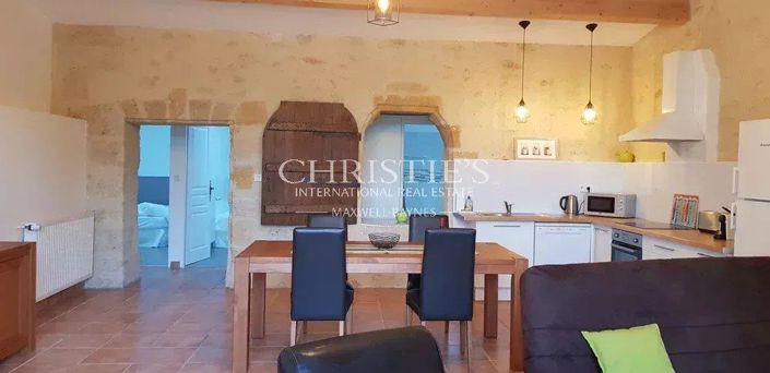 Image No.13-7 Bed House for sale