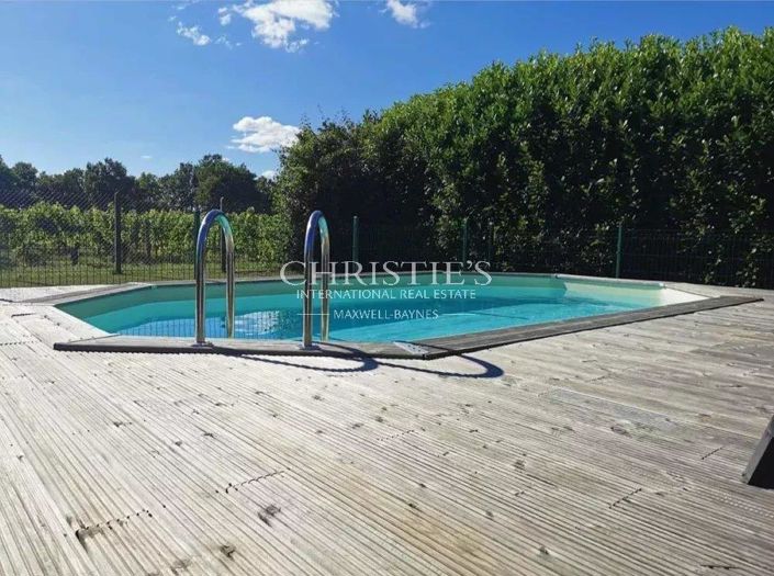 Image No.17-7 Bed House for sale