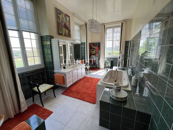 Image No.13-5 Bed House for sale