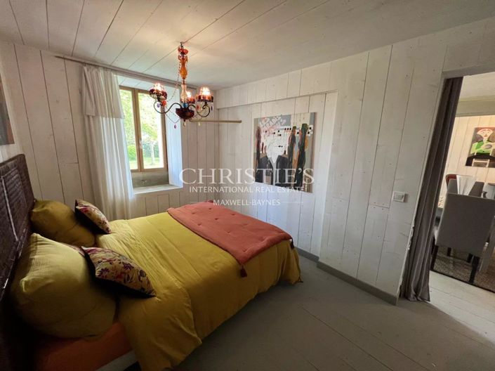 Image No.22-5 Bed House for sale