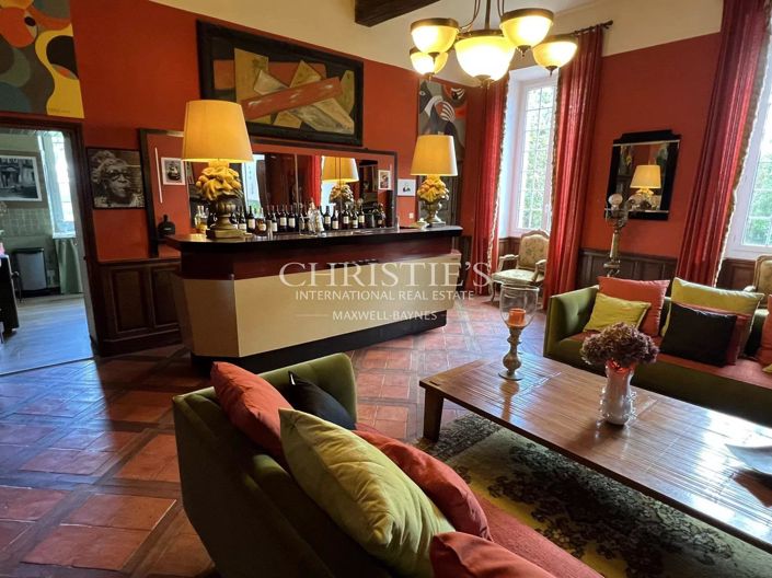 Image No.5-5 Bed House for sale