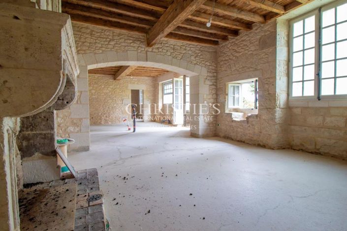 Image No.12-5 Bed House for sale