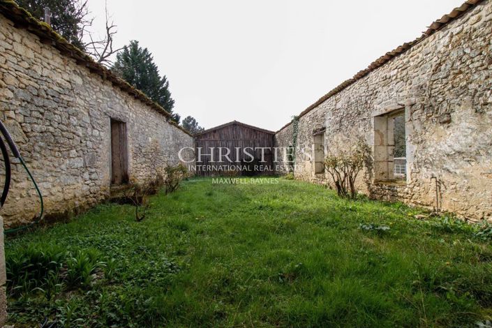 Image No.21-5 Bed House for sale