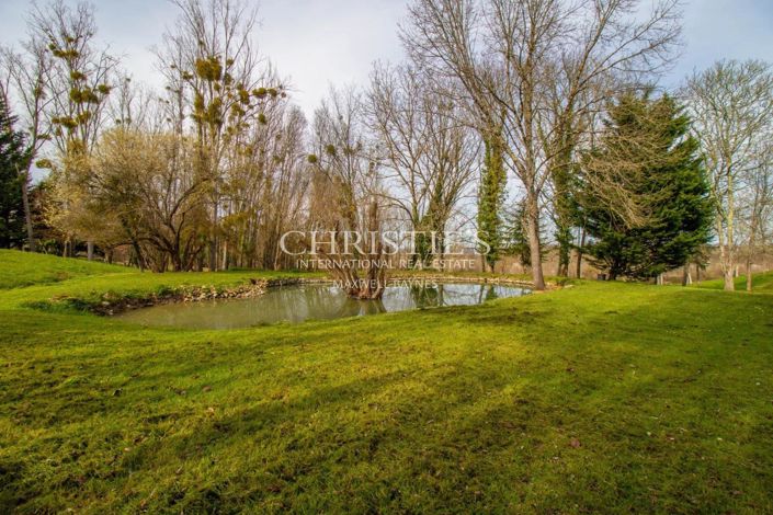 Image No.22-5 Bed House for sale