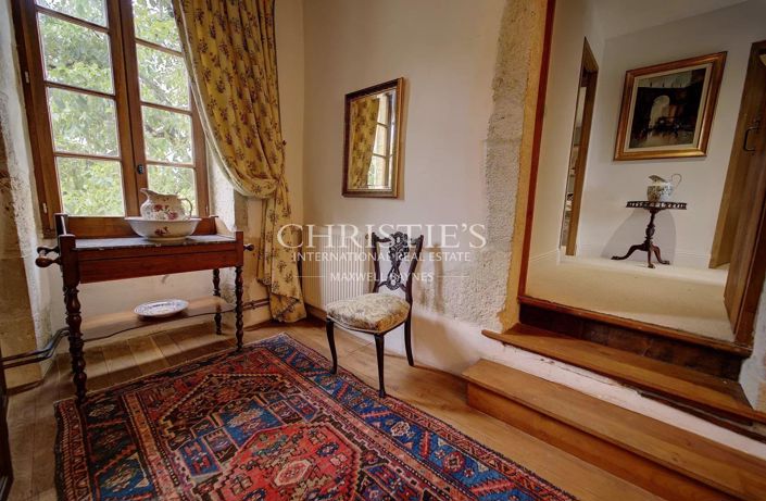 Image No.12-4 Bed House for sale