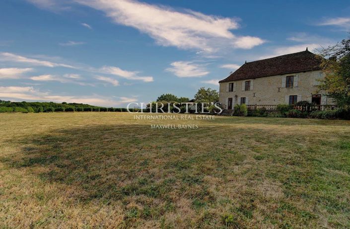 Image No.20-4 Bed House for sale