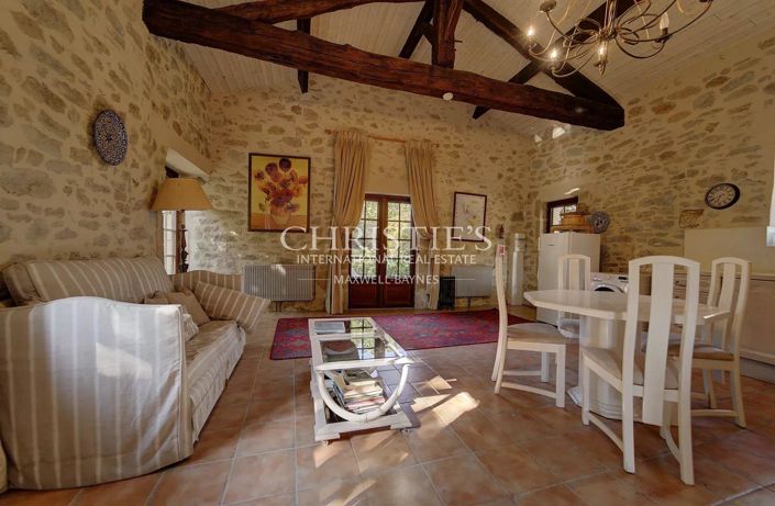 Image No.25-4 Bed House for sale