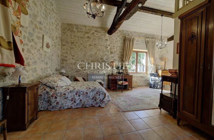 Image No.29-4 Bed House for sale