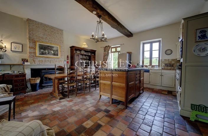 Image No.7-4 Bed House for sale