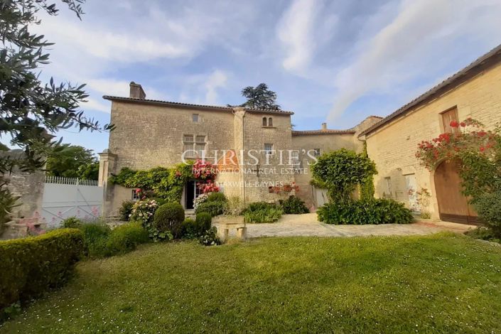 Image No.4-7 Bed House for sale