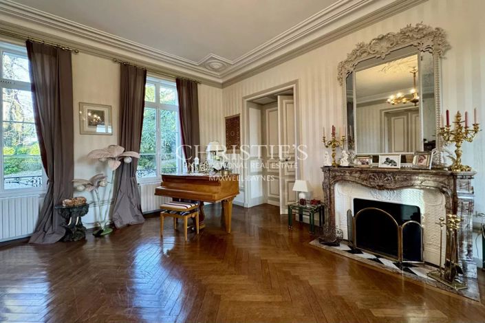 Image No.11-14 Bed House for sale