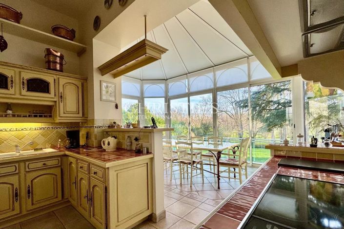 Image No.14-14 Bed House for sale