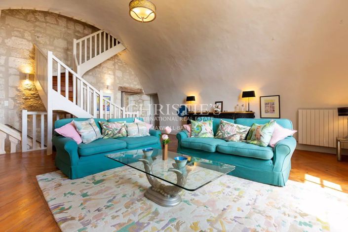 Image No.10-3 Bed House for sale