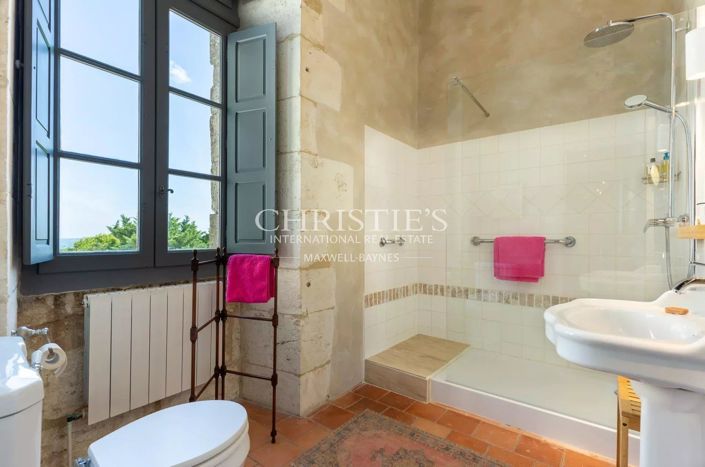 Image No.17-3 Bed House for sale