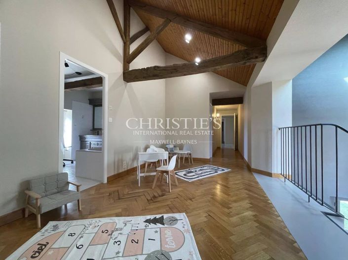 Image No.28-6 Bed House for sale