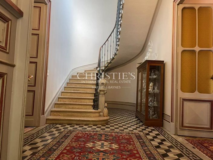 Image No.21-9 Bed House for sale