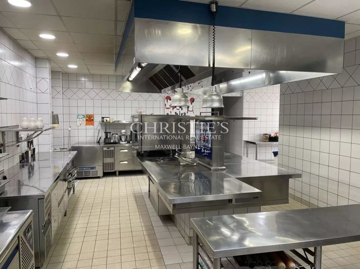 Image No.24-9 Bed House for sale