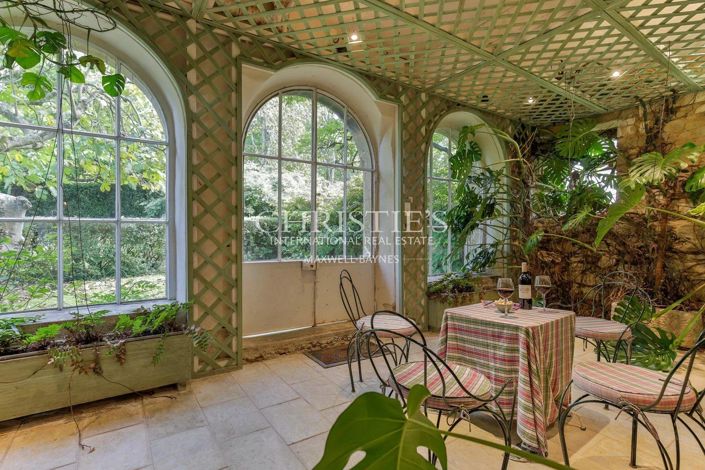 Image No.12-13 Bed House for sale