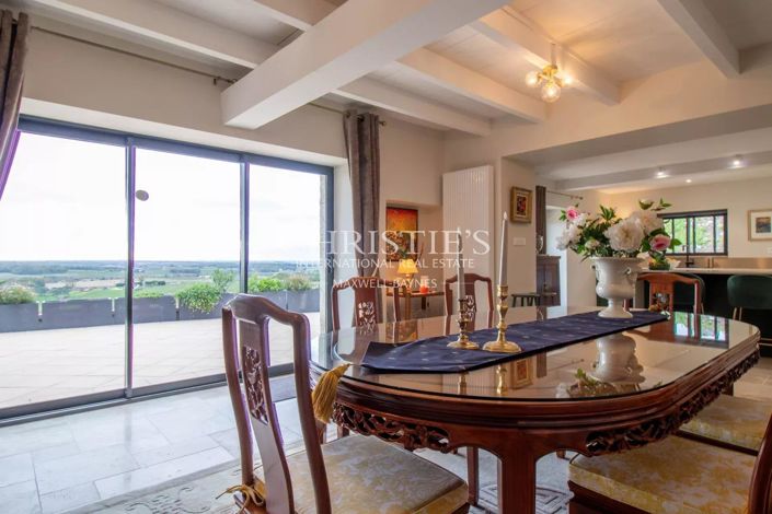 Image No.8-3 Bed House for sale