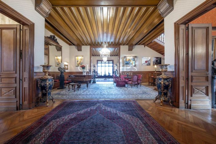 Image No.10-11 Bed House for sale