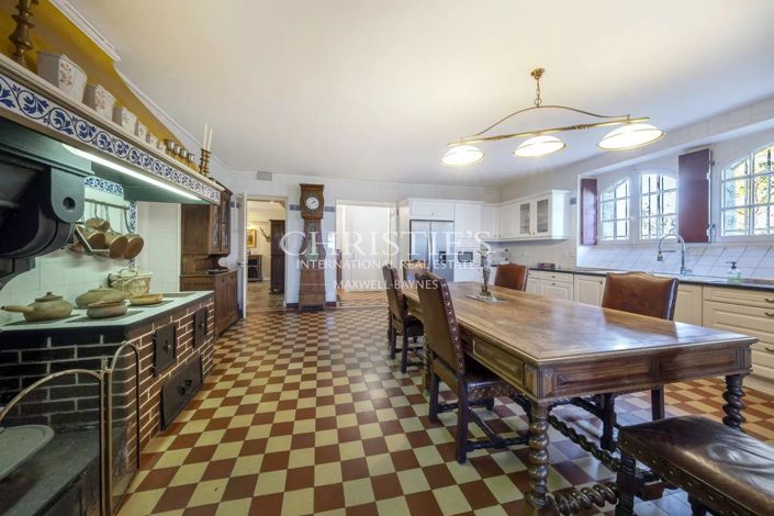 Image No.18-11 Bed House for sale