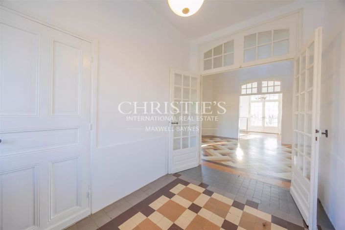 Image No.12-7 Bed House for sale