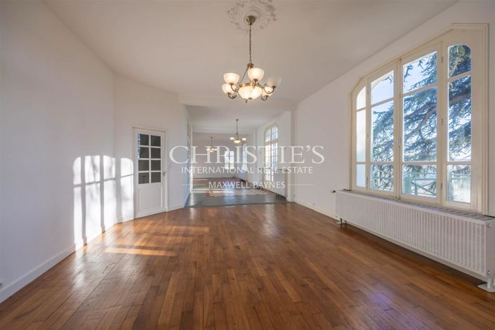 Image No.13-7 Bed House for sale