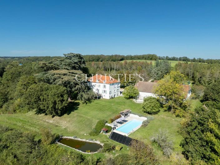 Image No.21-7 Bed House for sale