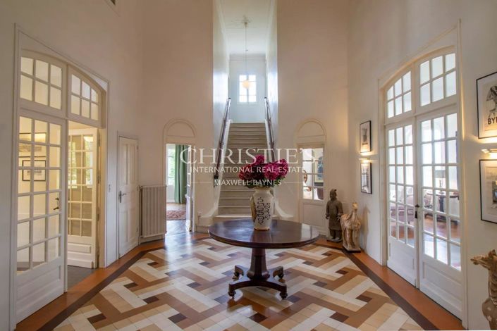 Image No.9-7 Bed House for sale